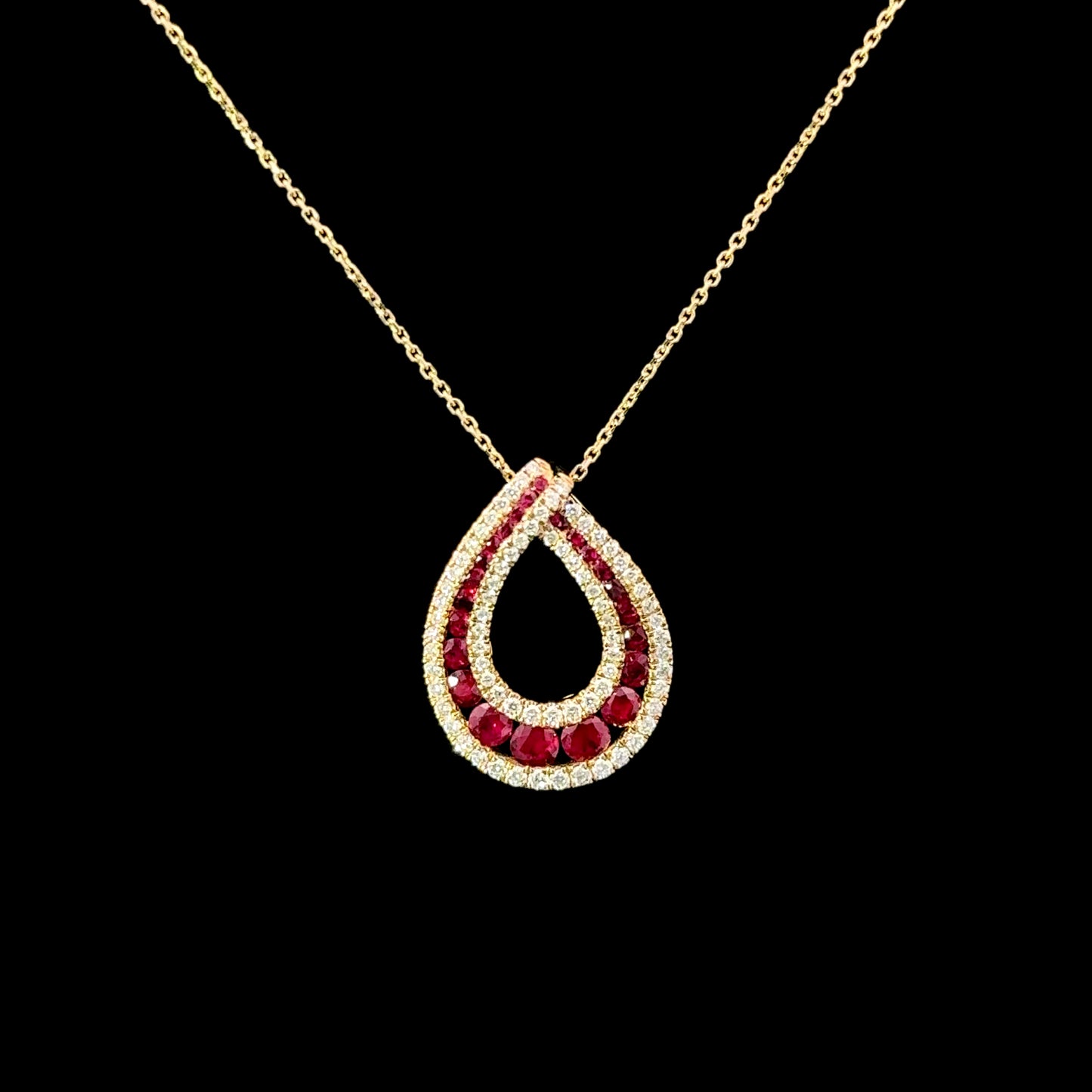 FisGold Jewelry 旗艦款「Blossom」系列 新月造型鑽石項鍊 Ruby Diamond Necklace