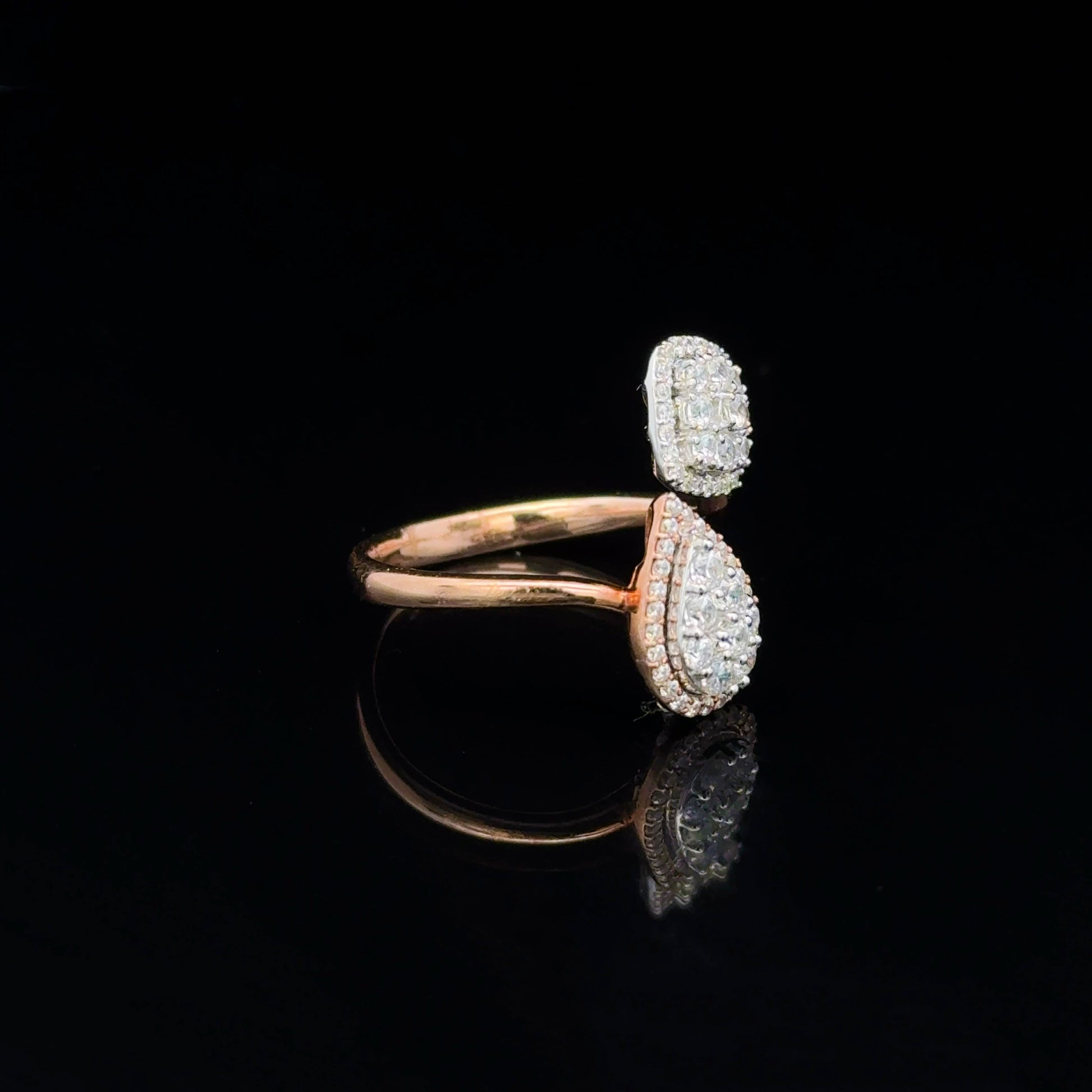 FisGold Jewelry 「鈿合金釵」系列 鑽石簇環戒 Diamond Pear Shape Cluster Ring