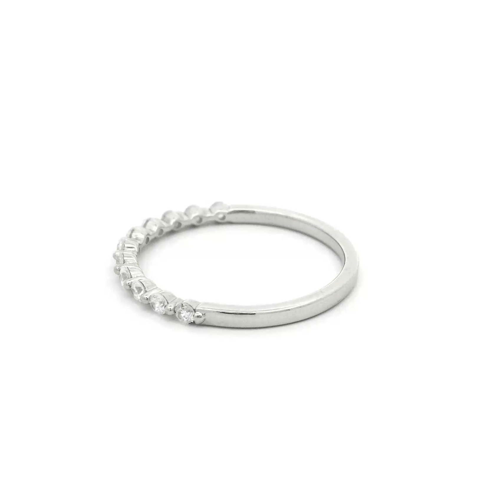 簡約鑽石線戒 Diamond Eternity Ring