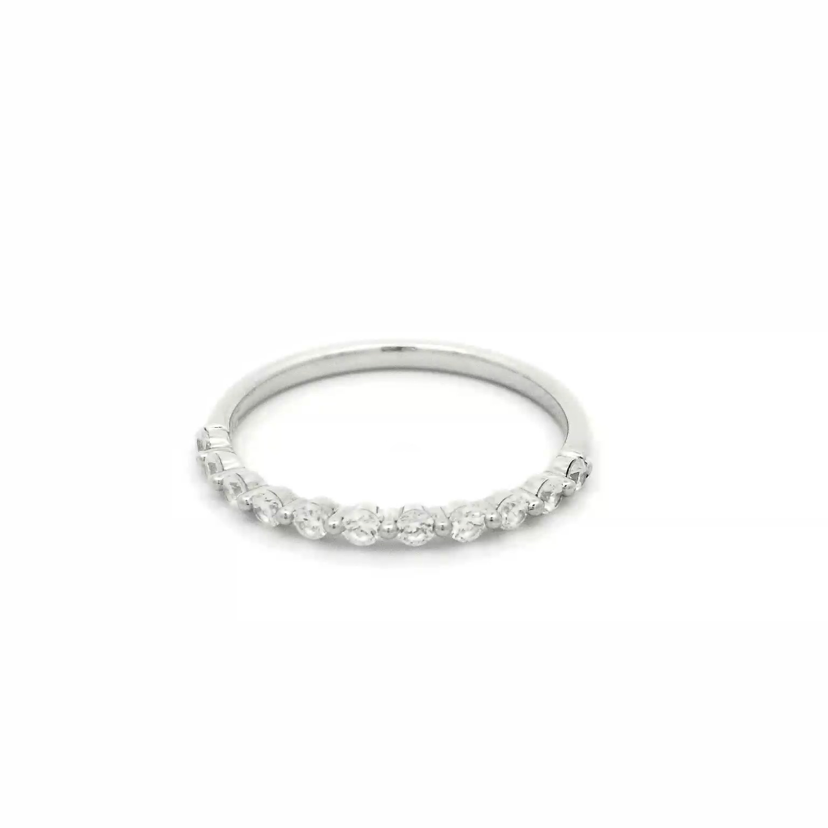 簡約鑽石線戒 Diamond Eternity Ring