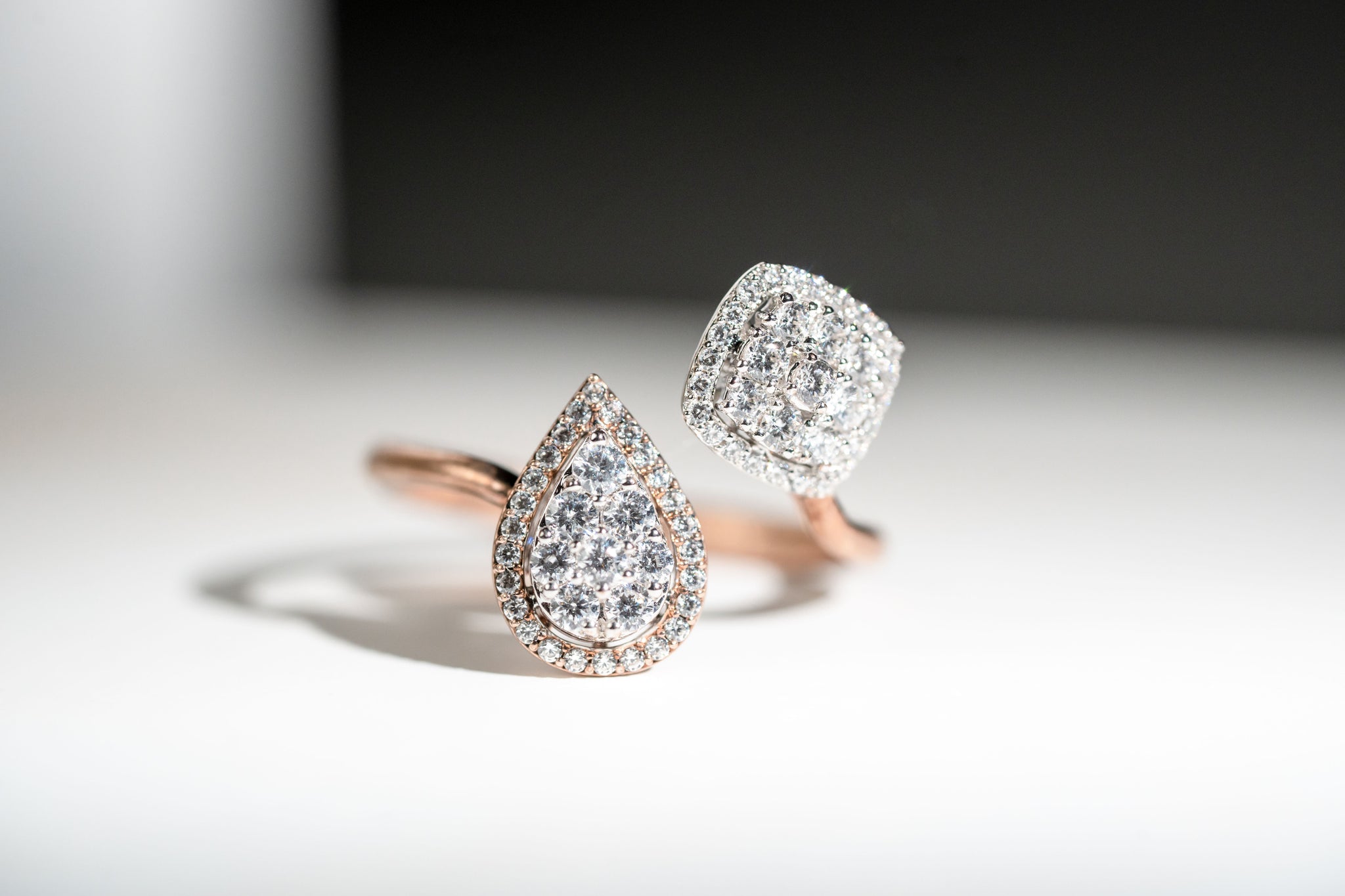 FisGold 星芒絢影 鑽⽯簇鑽戒  FisGold Stellar Glimmer Cluster Diamond Ring