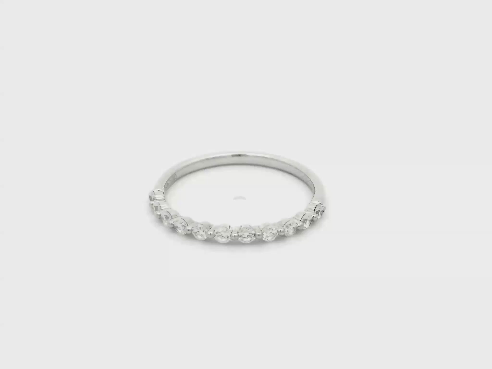 簡約鑽石線戒 Diamond Eternity Ring