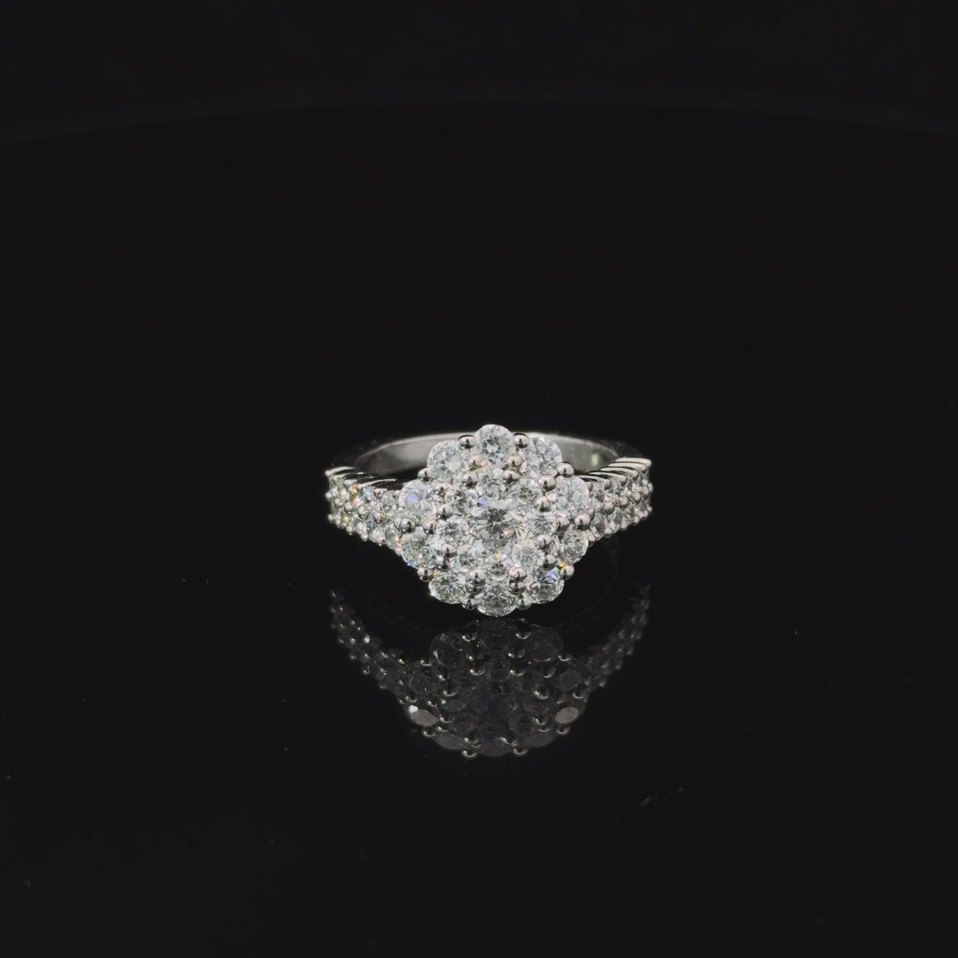 FisGold Jewelry「花樣年華」鑽石戒指 14K Diamond Cluster Ring 1